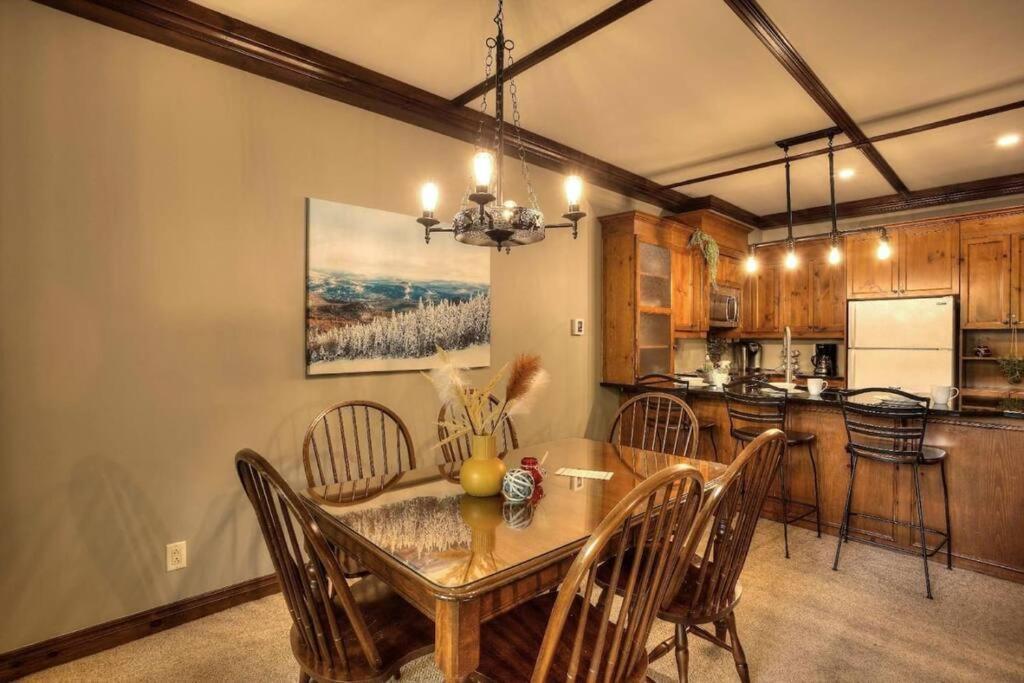 Les Manoirs Wpool & Hot Tub Near Village 110-7 Mont-Tremblant Exterior photo